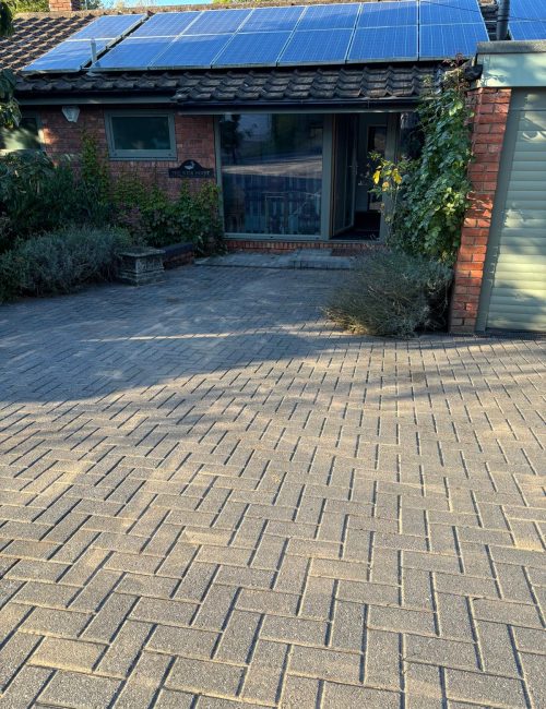 whatsapp image 2025 11 03 at 17.45.45